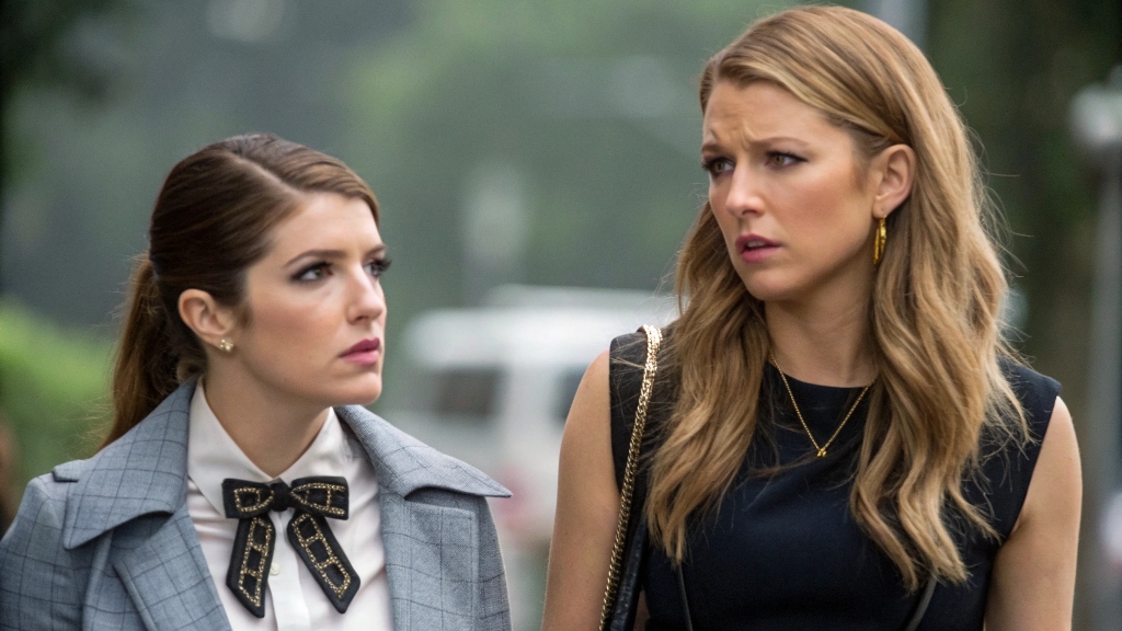 What is Stephanie's personality in A Simple Favor